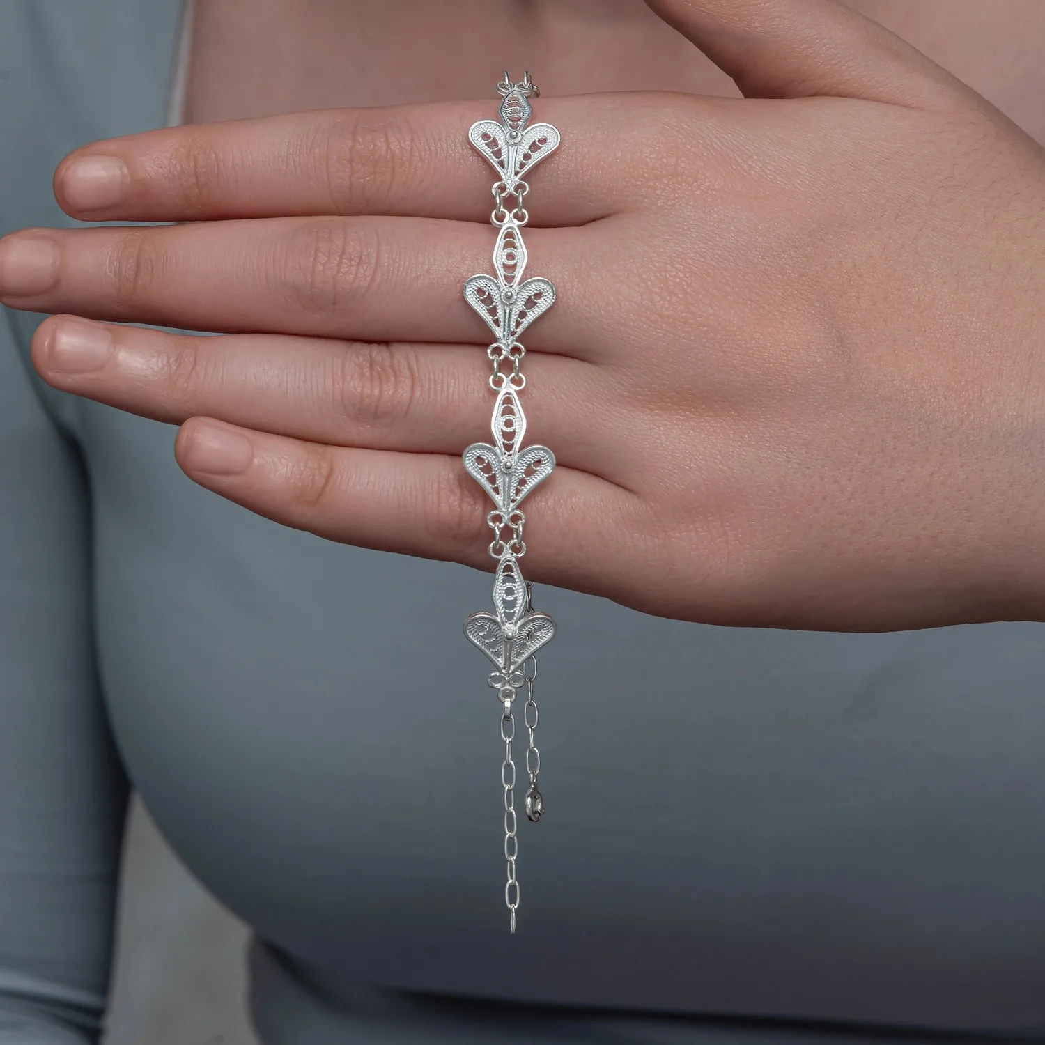 Sterling Silver Open Heart Bracelet with Solitaire Zircon for Women