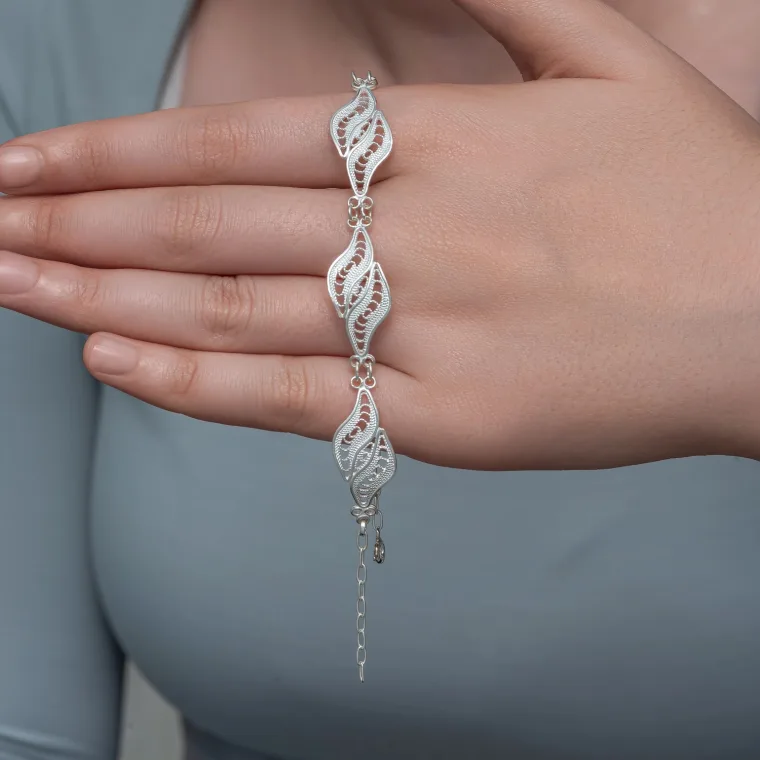 925 Sterling Silver Double Leaf Filigree Bracelet for Women